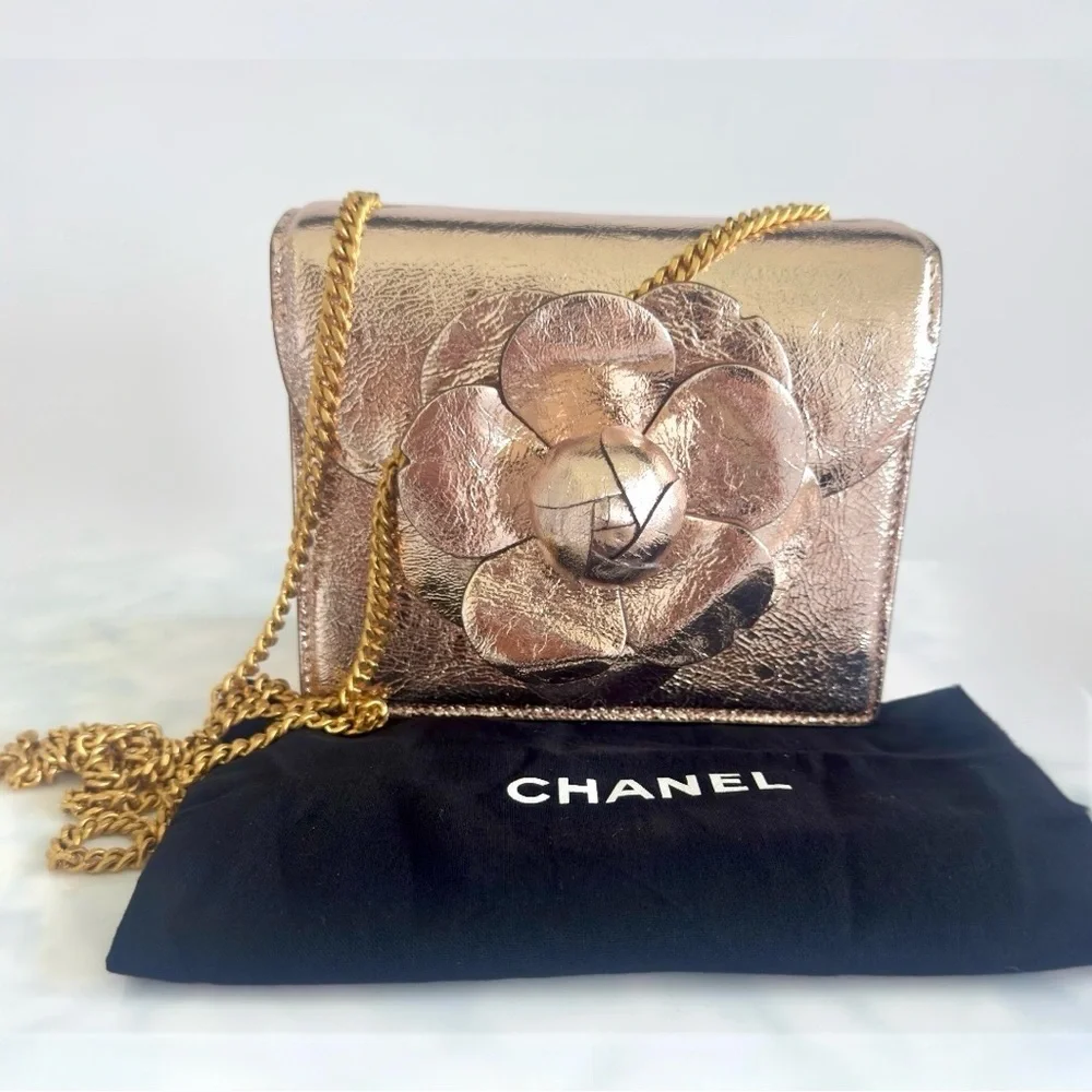 Oscar de la Renta Tro Rose Gold Metallic Crinkle Leather Mini Chain Shoulder Bag